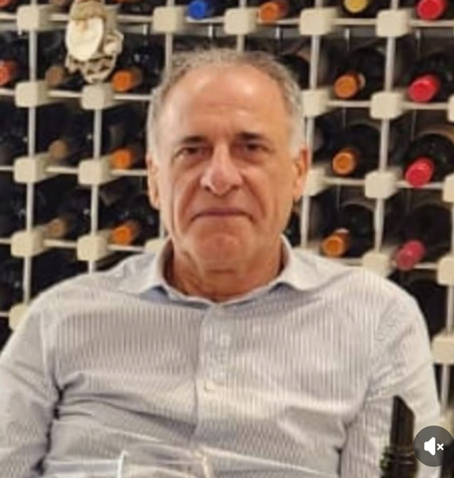 Ver artigos de Plínio Coelho