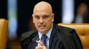 Moraes cobra Aras sobre investigação de Bolsonaro e 'gabinete do ódio'