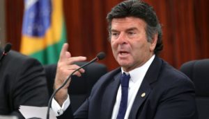 STF pede investigação de denúncia de superfaturamento contra Bolsonaro
