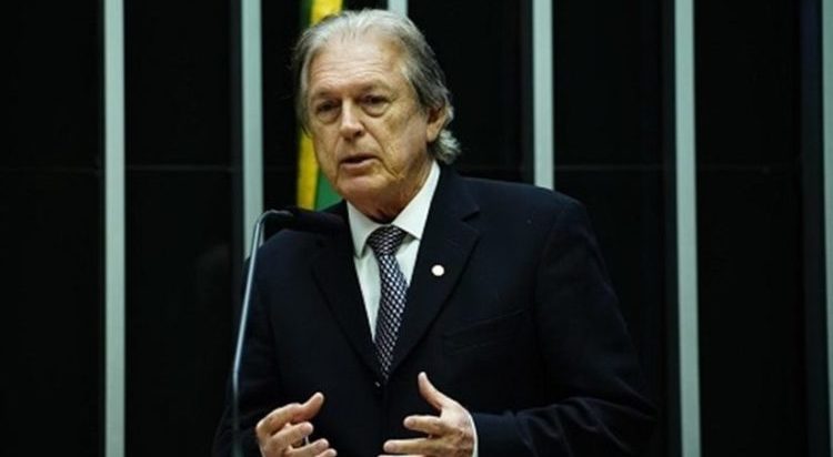Presidente do União Brasil diz que partido pode ter candidato ao Planalto