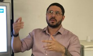 Para presidente do PT no AM, Carlos Almeida é petista