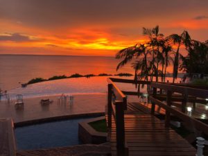 Tropical Executive por do sol