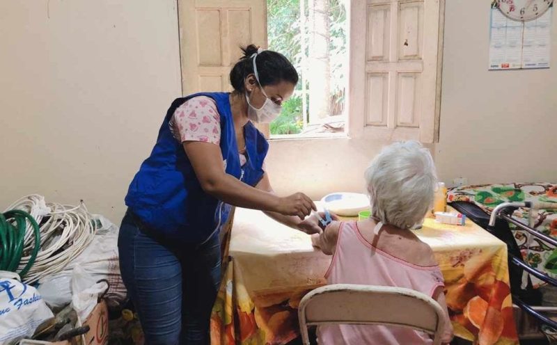 Vacinação idosos Manaus 94% população