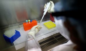 Ciência aposta nos recuperados para obter remédio contra o coronavírus