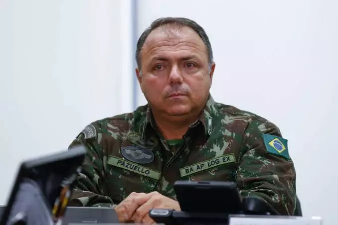 Pazuello assume Secretaria Geral do Exército