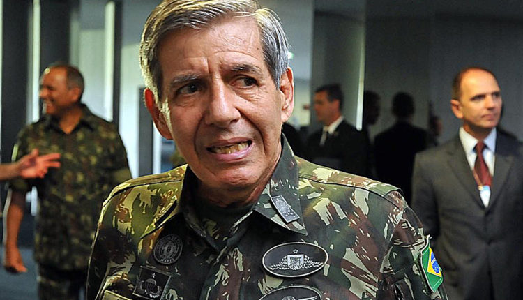 Ex-comandante do EB na Amazônia, general agora só vê "fogueirinhas"