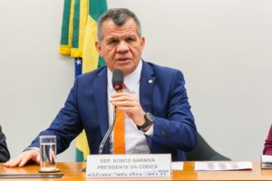 Deputado amazonense esclarece informação divulgada por jornal paulista
