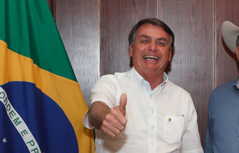 Bolsonaro entra com ação no STF para liberar contas e perfis derrubados