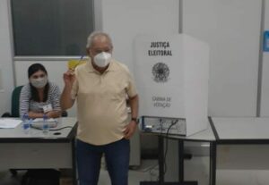 Amazonino esperado para votar hoje na eleição da OAB-AM