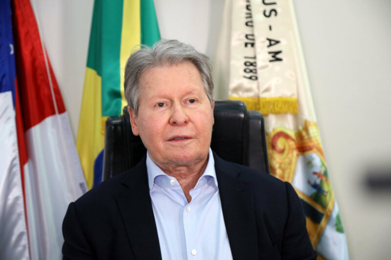 Comitê contra corrupção aponta ao MP-AM suspeitas contra Arthur Neto