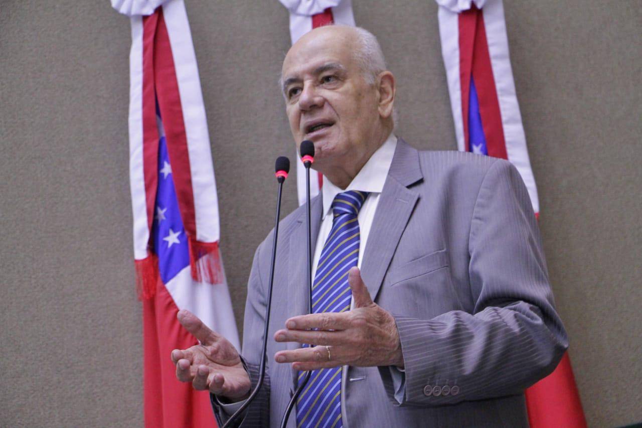 Deputado apela ao prefeito de Manaus contra leilão de balneário do Parque 10