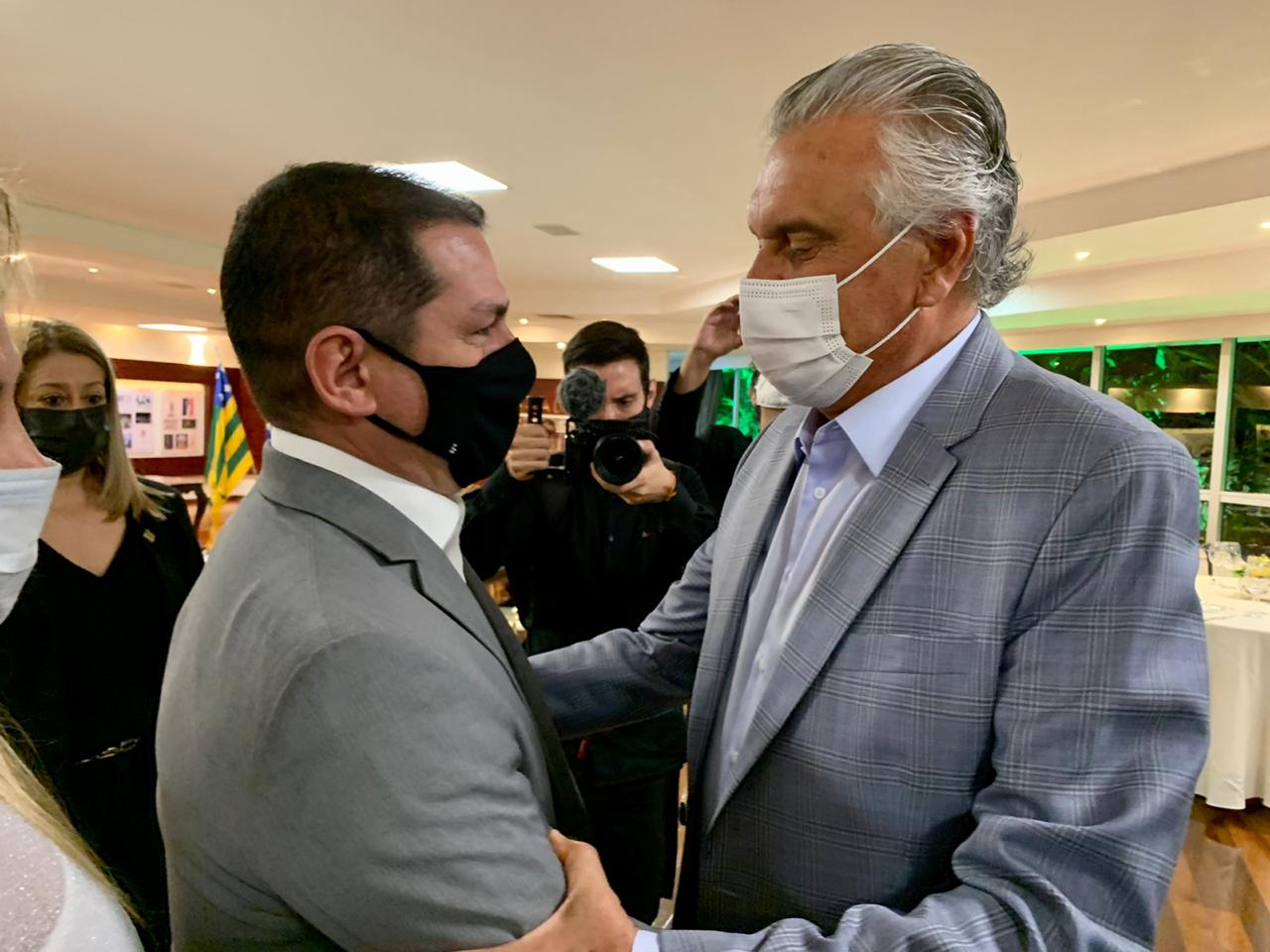 Governador de Goiás promete a Ramos apoiar Amazonas com oxigênio