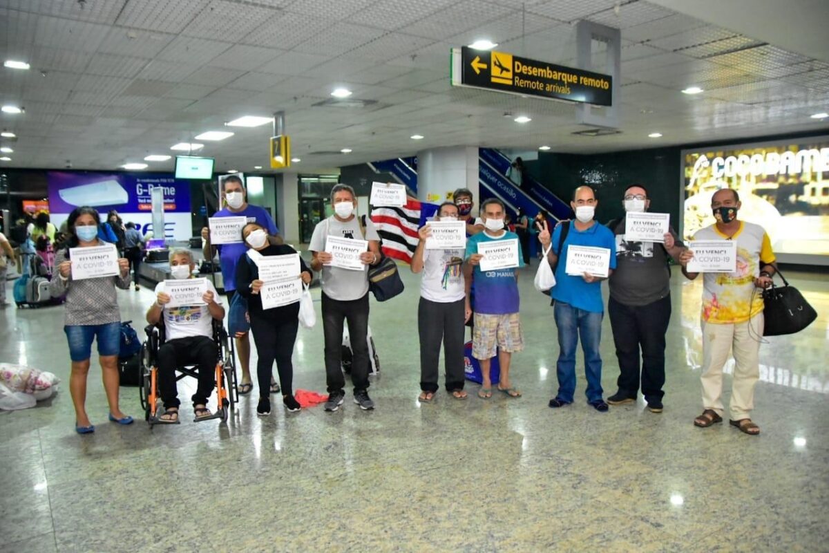 Recuperados da Covid-19, pacientes retornaram a Manaus