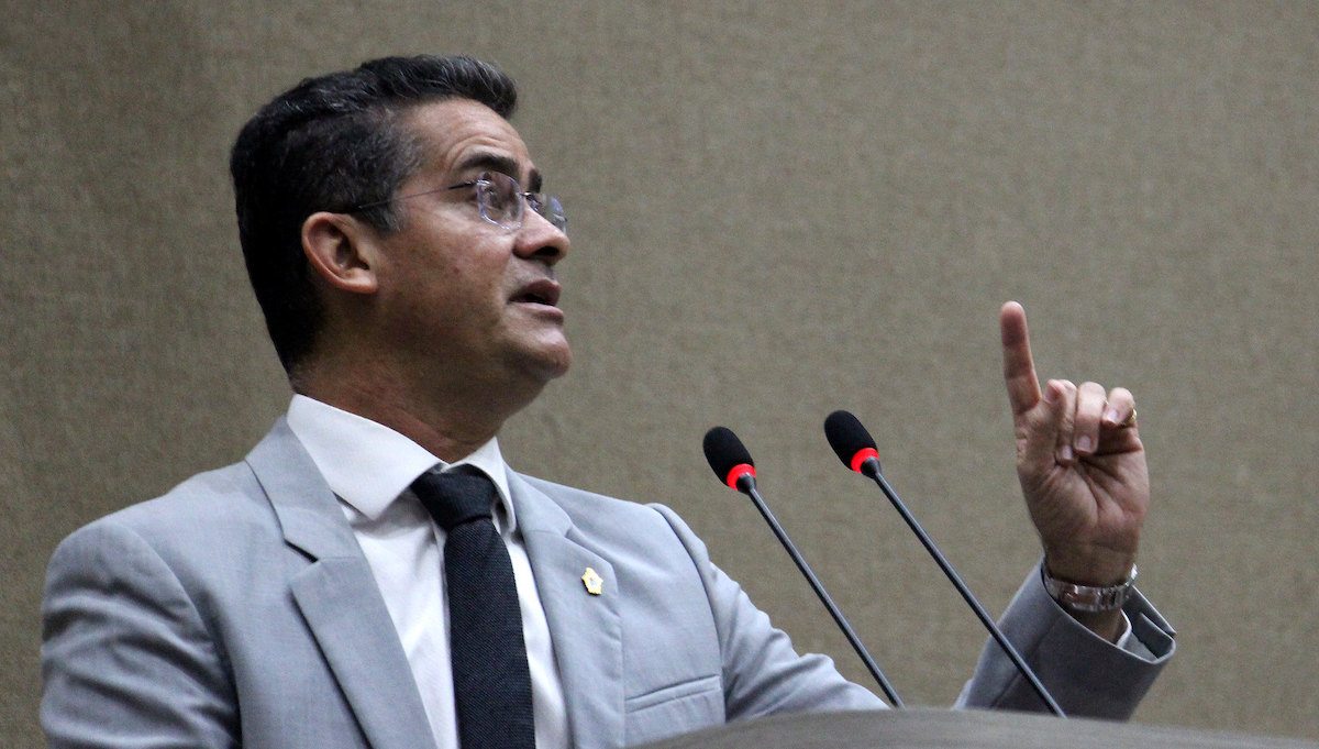 David Almeida vai reapresentar projeto derrubado por vereadores