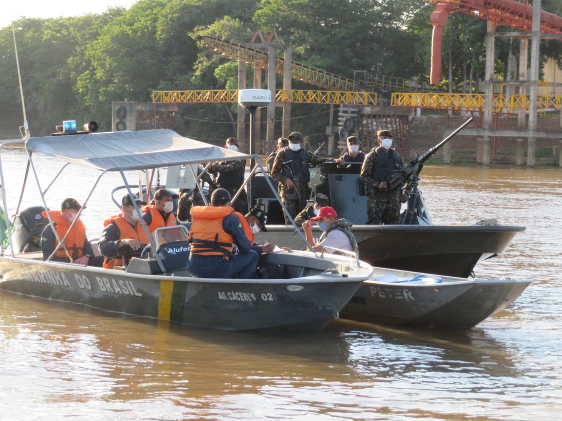 Saída de militares da fiscalização e birra de Bolsonaro preocupam Amazônia