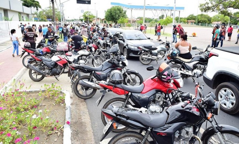 Protesto contra preço da gasolina cobra redução do ICMS do estado
