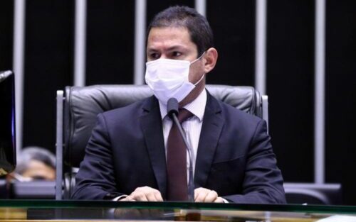 Vice-presidente da Câmara diz que bancos públicos não são de Bolsonaro