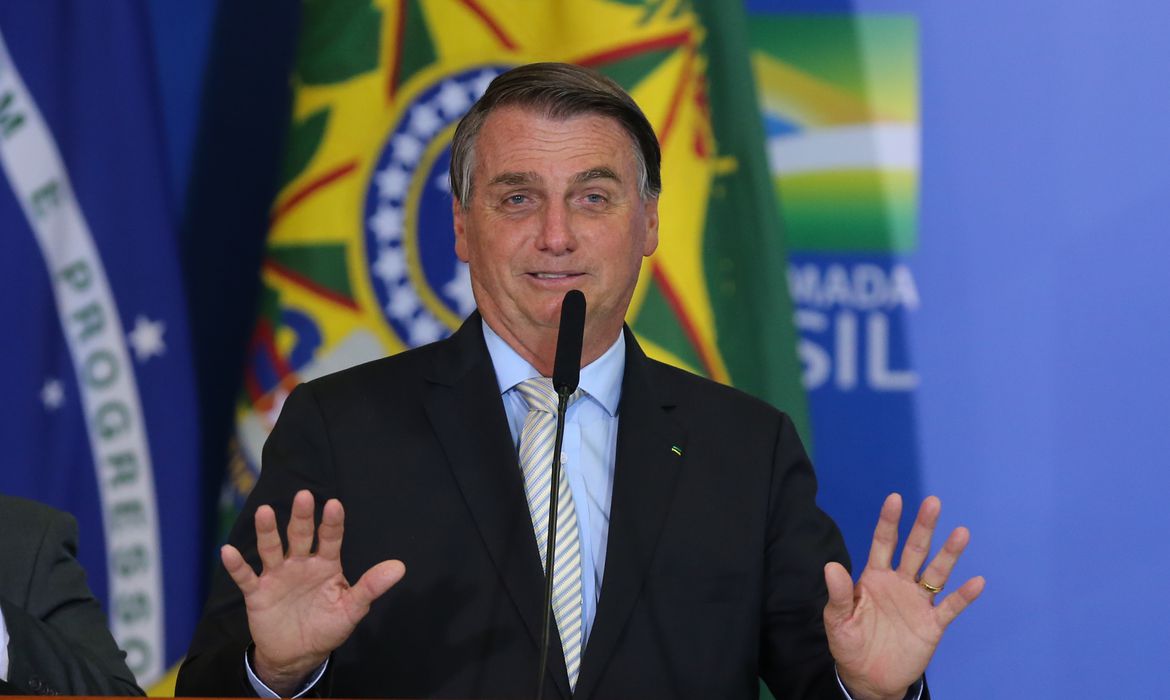 STF recebe ação contra Bolsonaro