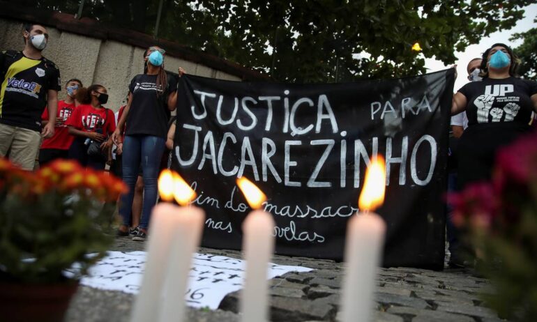 Vítimas do massacre do Jacarezinho chegam a 29. ‘Tudo bandido’, diz Mourão