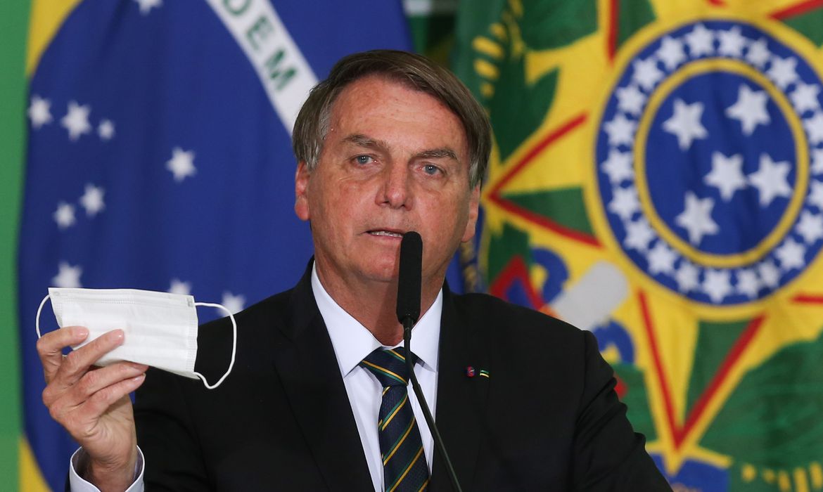 Se for aprovada no TCU, conta de 2020 de Bolsonaro terá ressalvas