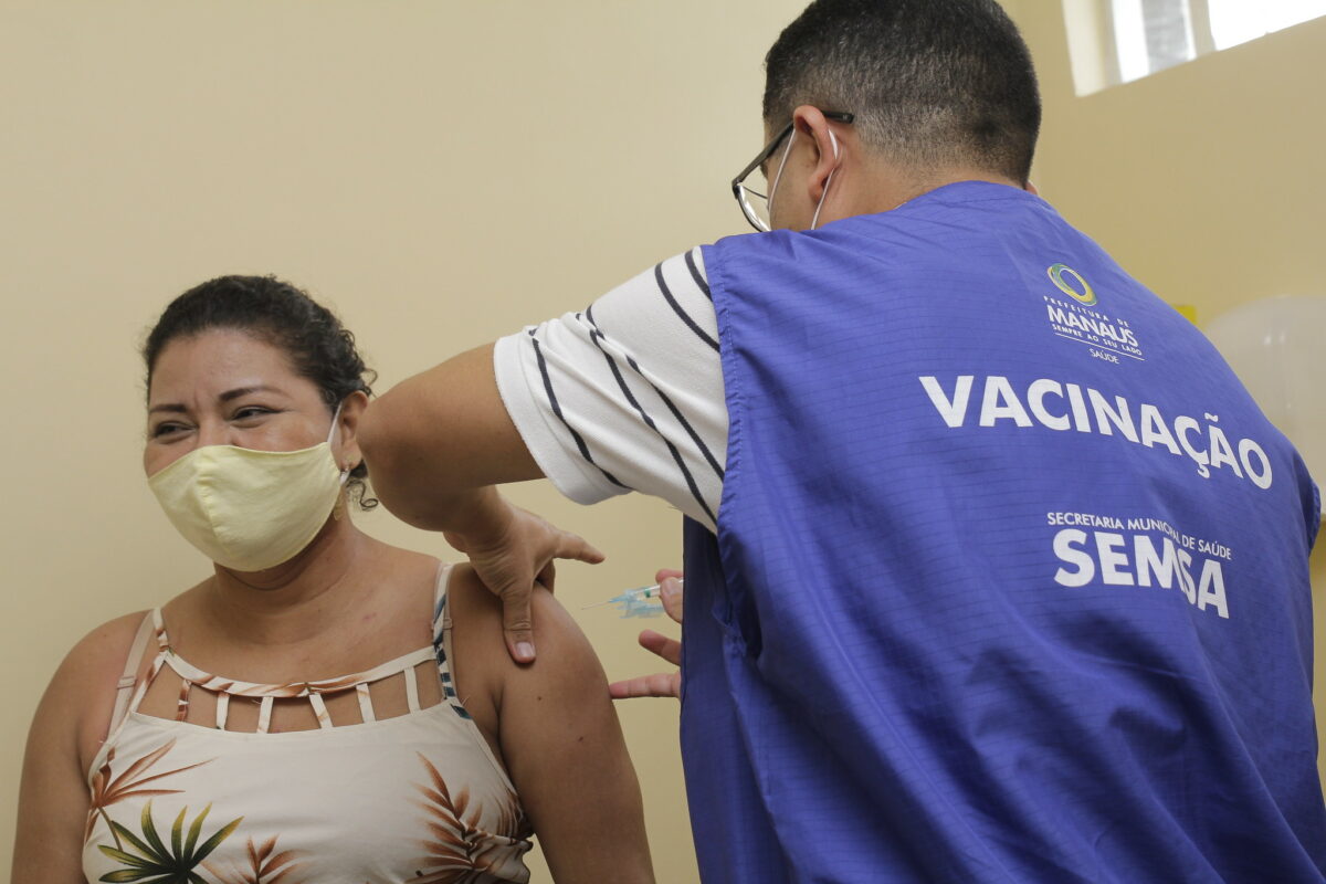 Prefeitura de Manaus realiza balanço do mutirão de vacinação contra a covid-19