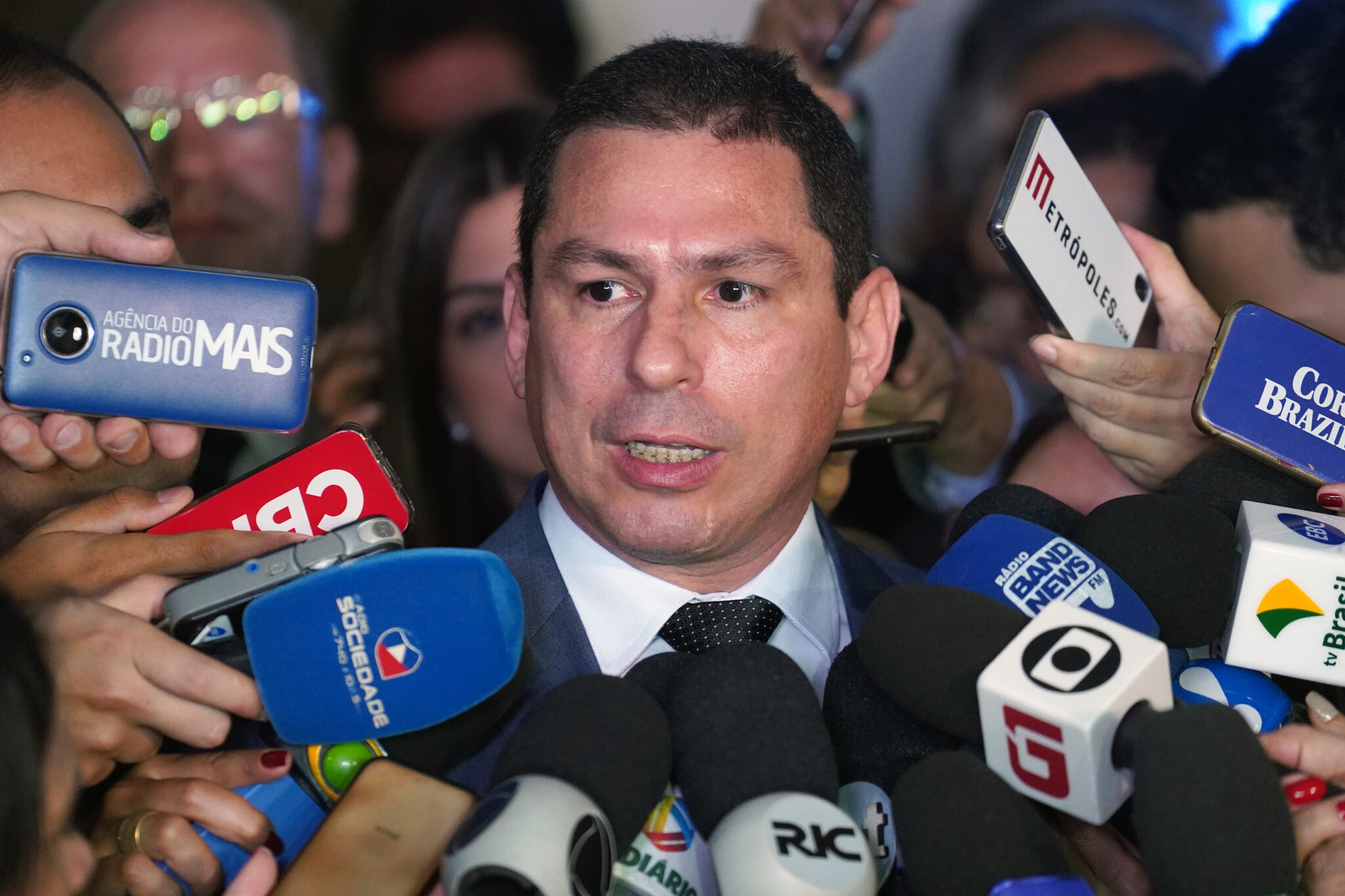 "A montanha pariu um rato", diz Ramos sobre trapalhada de ontem de Bolsonaro