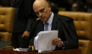 STF dá aval a Moraes para tocar investigação sobre golpistas e terroristas