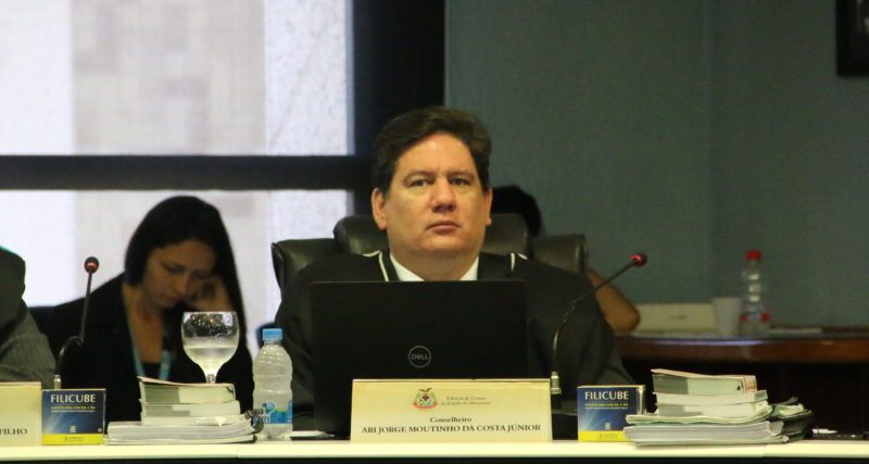 Suspeita de irregularidade faz TCE-AM brecar pregão de secretaria de Manaus
