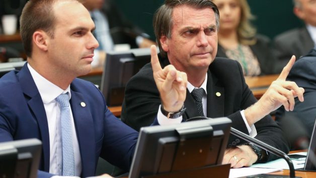 PGR é acionada por partido para investigar ‘rachadinhas’ de Bolsonaro