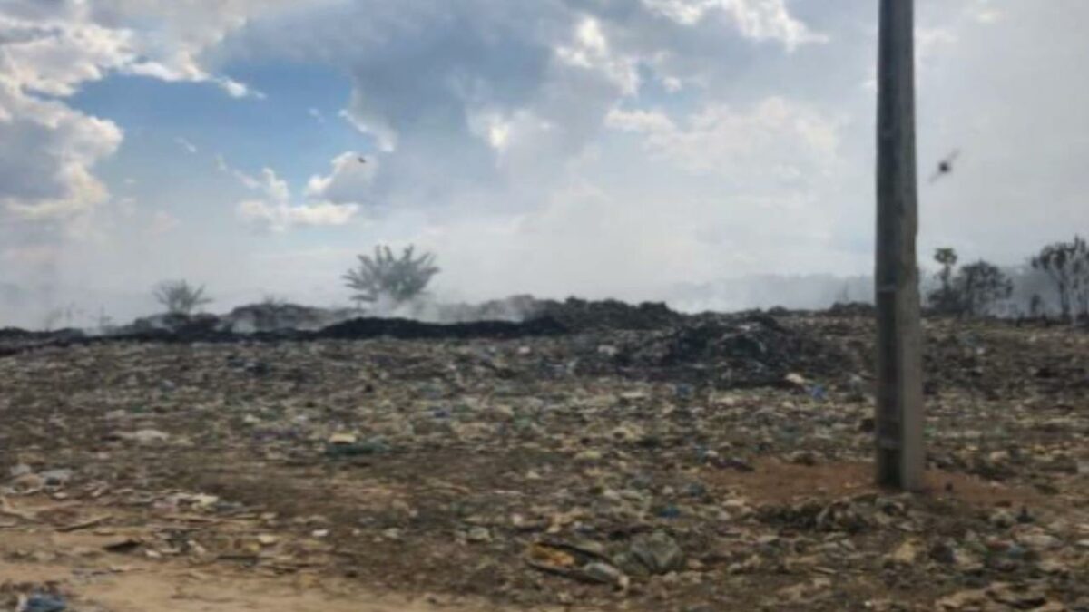 MP-AM aciona polícia para coibir queimadas no lixão de Manicoré