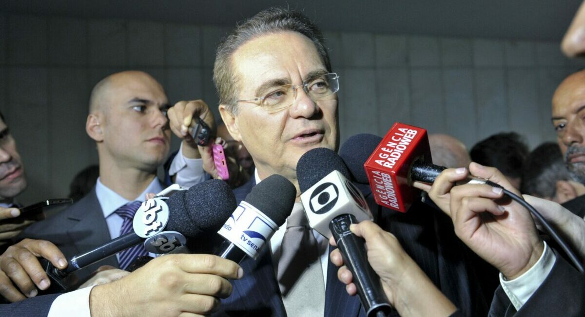 PF diz ao STF que tem competência para indiciar Renan Calheiros
