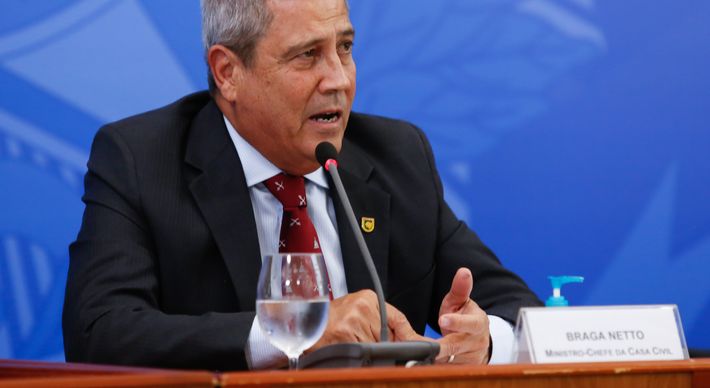 MPF, enfim, apura ameaça de general de Bolsonaro às eleições 2022