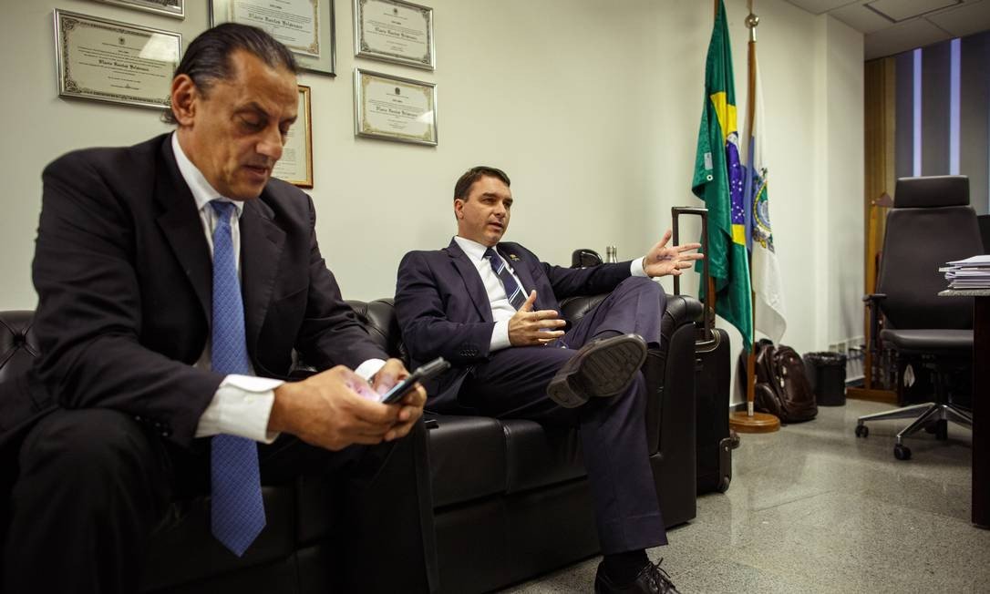 Toffoli nega à CPI acesso a dados do Coaf do advogado dos Bolsonaros