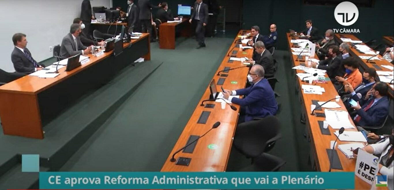Reforma administrativa vai à votação no plenário da Câmara