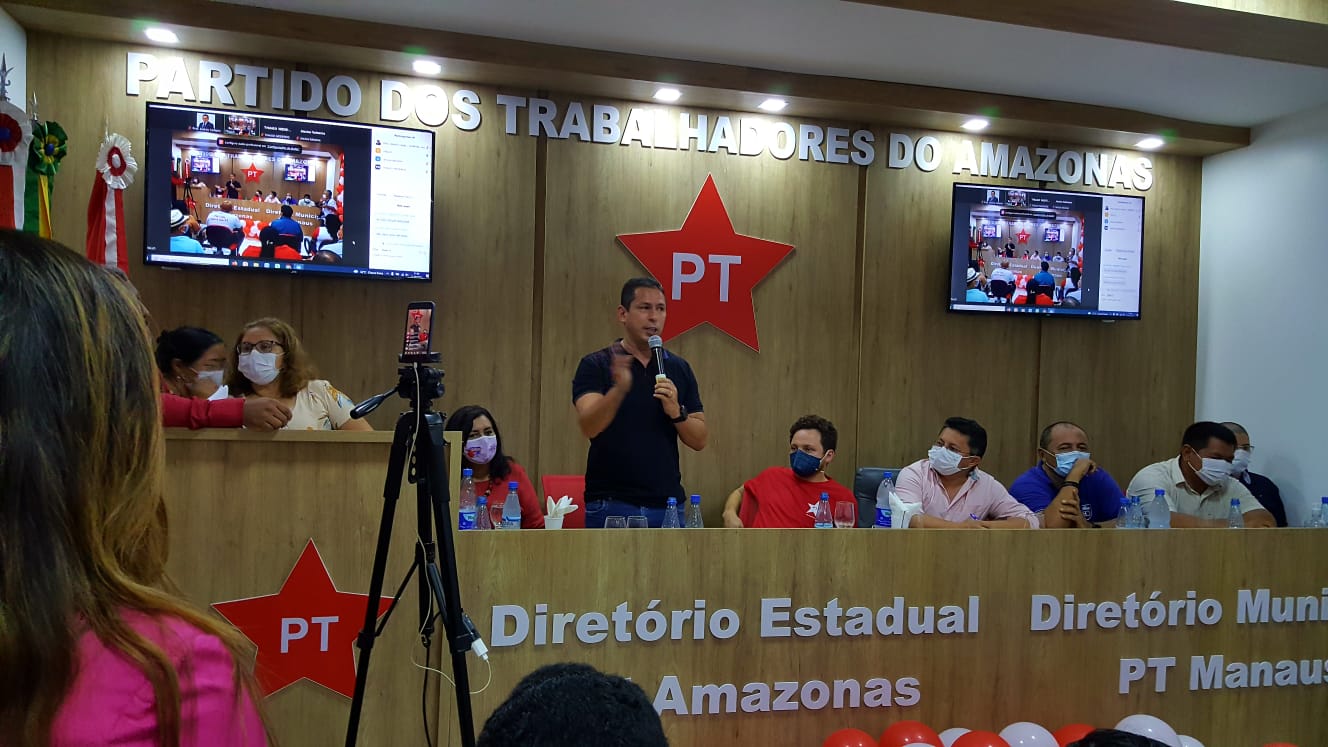 Marcelo Ramos participar da inauguração da sede do PT-AM