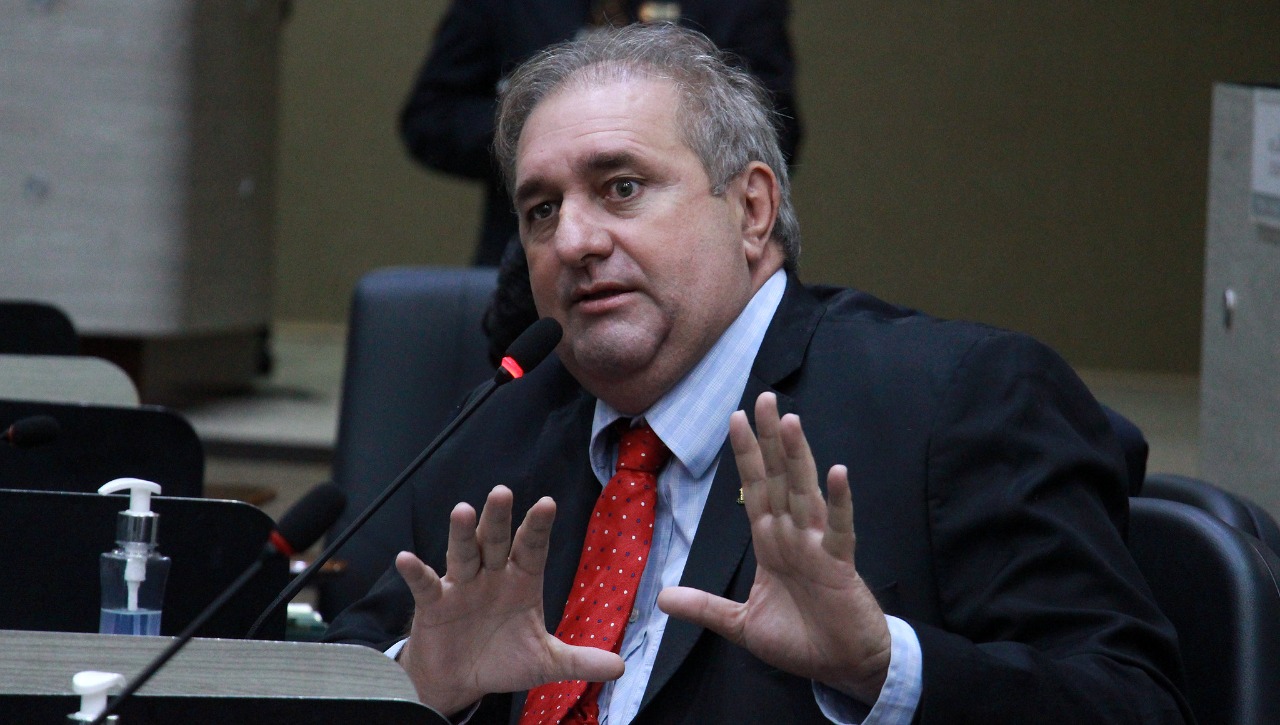 Justiça eleitoral cassa mandato do vereador Sandro Maia