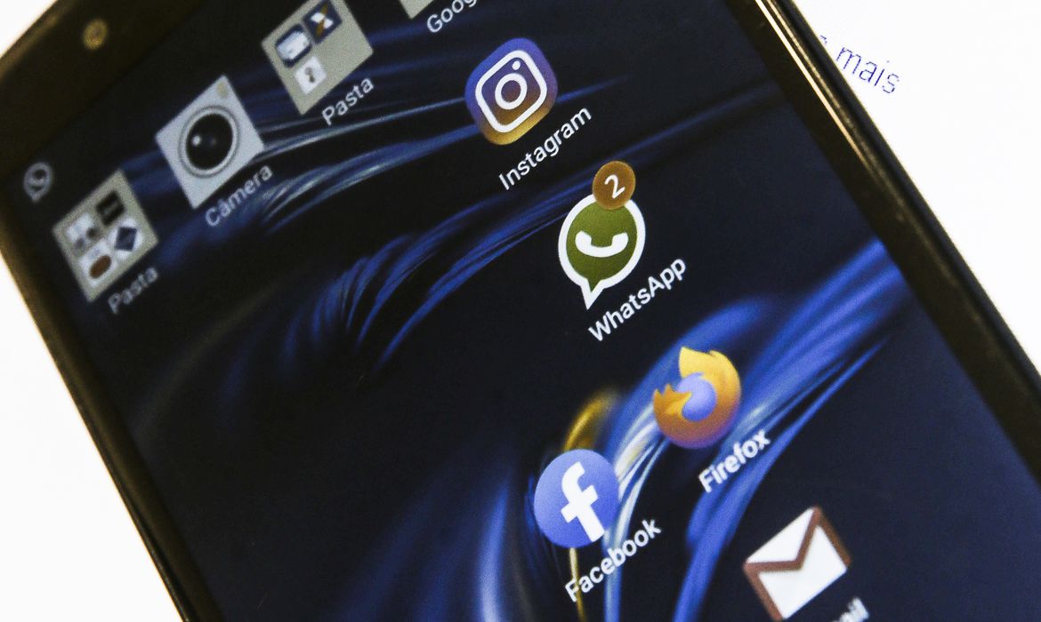 Será se WhatsApp ainda vai funcionar no seu celular? É bom saber