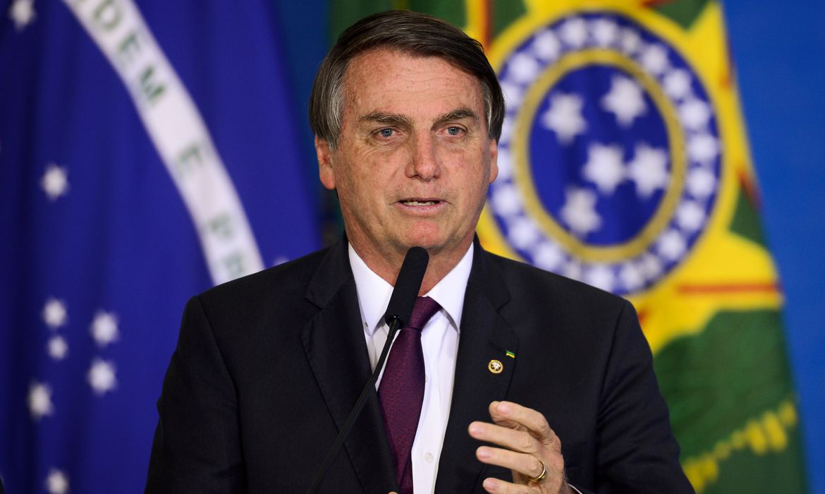 Fake news de Bolsonaro sobre aids e vacina vai para relatório da CPI