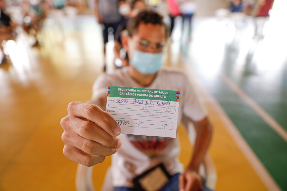 Mais de 271 mil abandonam segunda dose contra covid só em Manaus