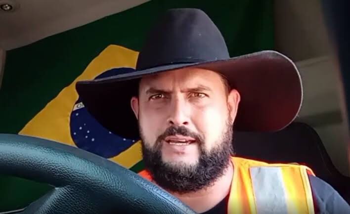 Bolsonarista Zé Trovão é preso pela PF após se apresentar