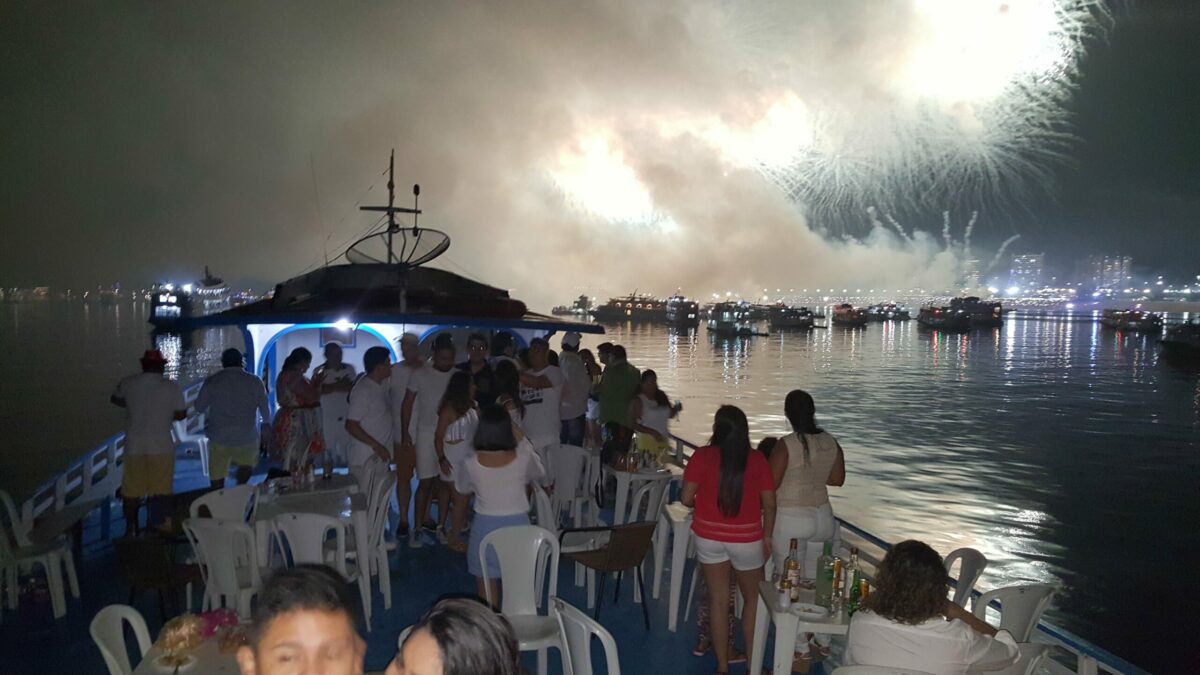 Juíza analisa cancelamento de festas de fim de ano em Manaus