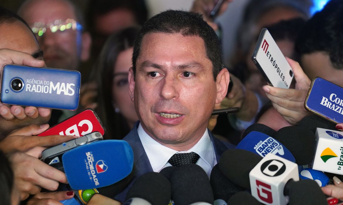 Marcelo Ramos decide ficar no PL, apesar de Bolsonaro