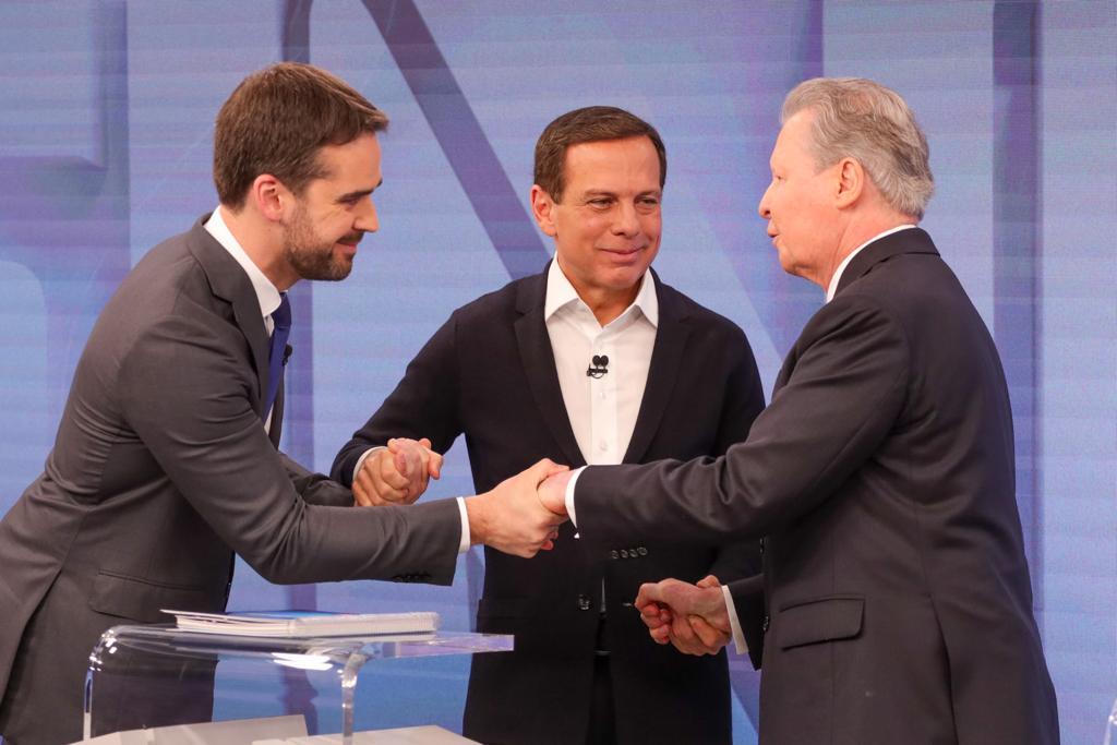 Com partido rachado, PSDB escolhe hoje candidato à Presidência