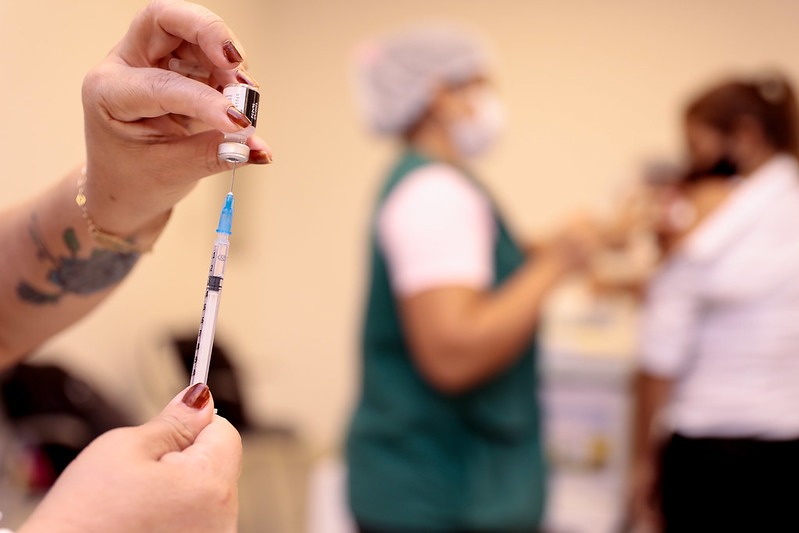 País tem 45 milhões faltosos com dose de reforço da vacina da covid