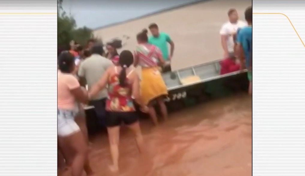 Vereador perde mulher e filho em naufrágio no Pará e está sumido no rio