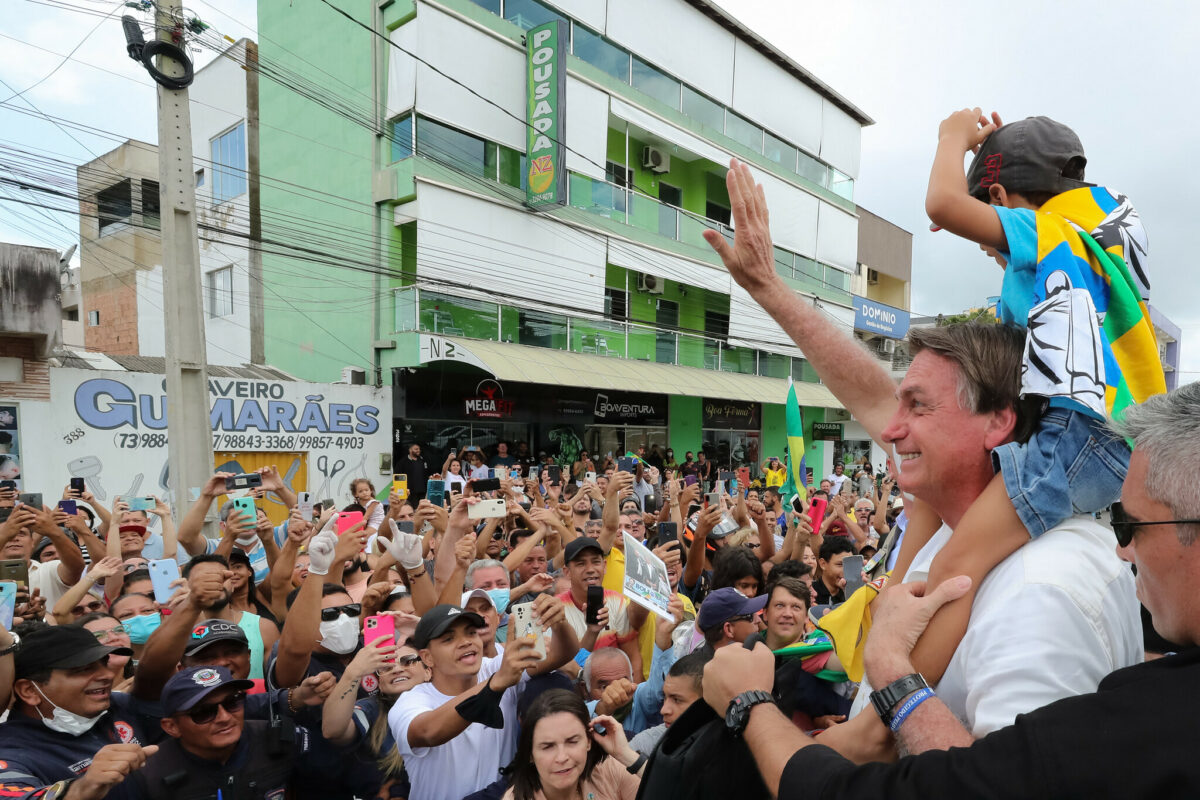 Bolsonaro, ainda pregando contra vacina da criança: ‘Qual interesse da Anvisa?’