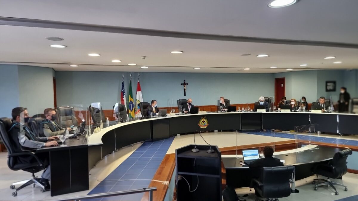 TCE-AM define relatores das contas do governador e prefeito de Manaus
