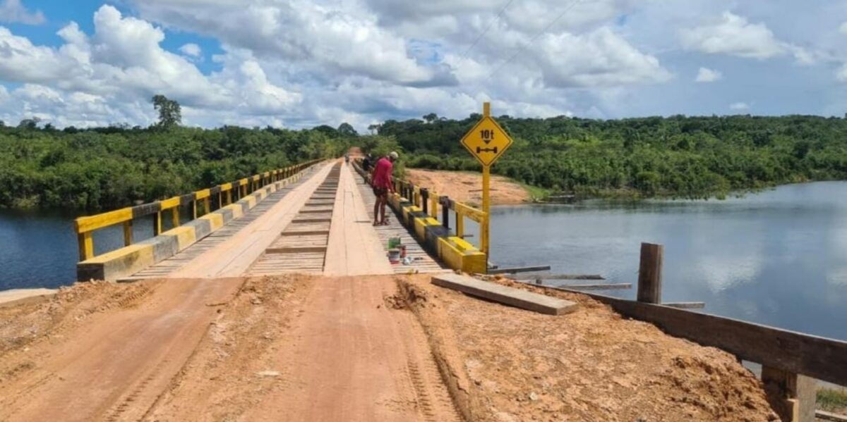 Governo conclui pontes na AM-174 e interliga Novo Aripuanã a Apuí