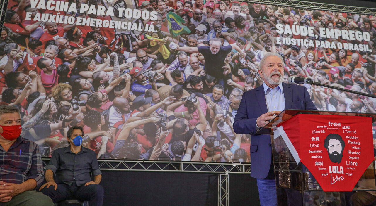Lula questiona Bolsonaro sobre desemprego no Brasil