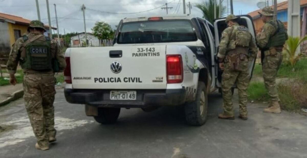 PM mata suspeito do assalto de balsa de combustível em Parintins